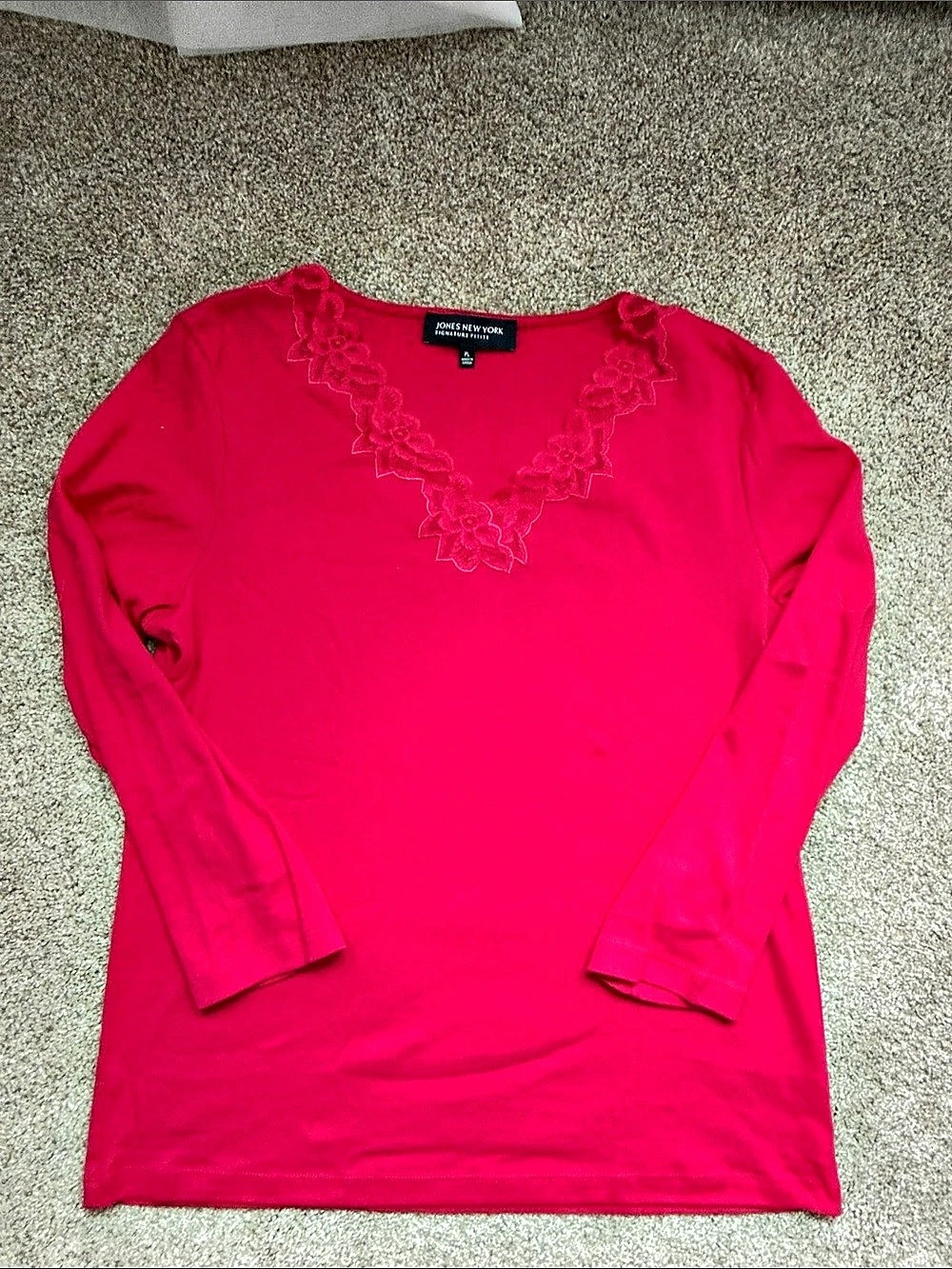 Jones New York Signature Petite Lace Neck Long Sleeve Top in Pink Size Large Lik